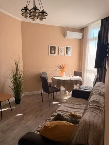 2-pok. mieszkanie 48 m², Bagrationi District
