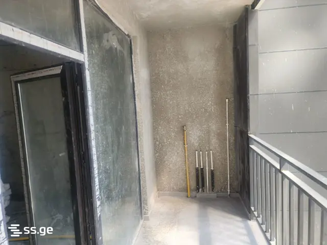 2-pok. mieszkanie 40 m², Rustaveli District — photo 2 of 4