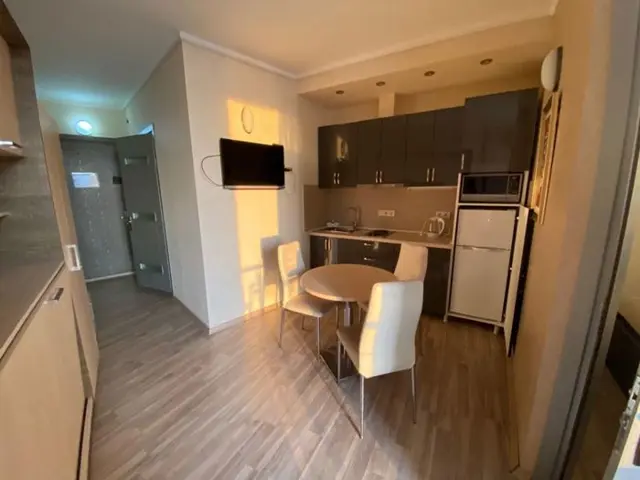 2-pok. mieszkanie 33 m², Khimshiashvili District — photo 2 of 2